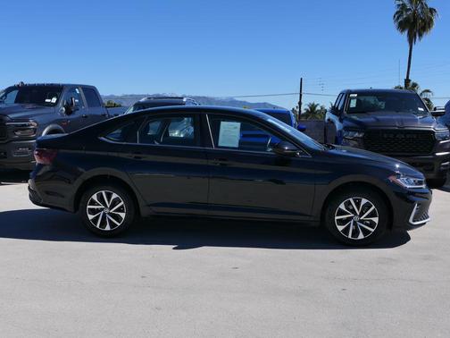 2025 Volkswagen Jetta 1.5T S