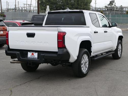 Ice Cap 2025 Toyota Tacoma SR