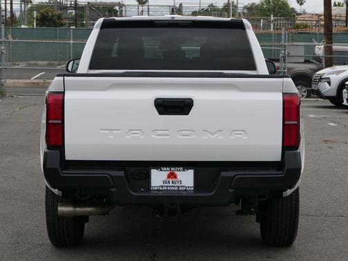 Ice Cap 2025 Toyota Tacoma SR