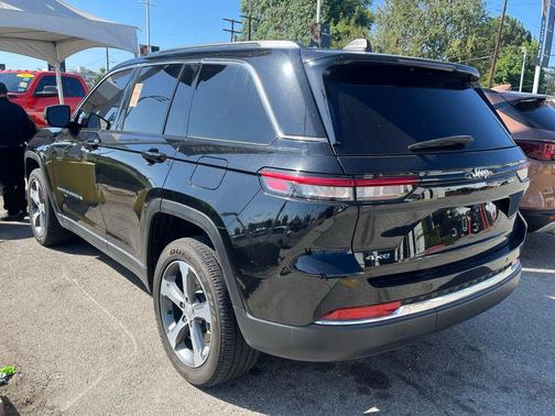 2023 Jeep Grand Cherokee 4xe Base