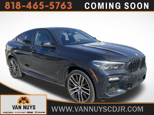 2021 BMW X6 M50i