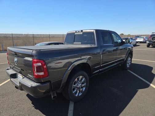 2020 RAM 2500 Limited Crew Cab 4X4 6'4' Box