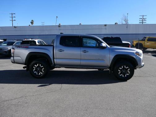 2020 Toyota Tacoma TRD Off-Road