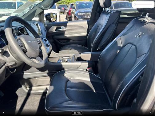 2023 Chrysler Pacifica Hybrid Limited