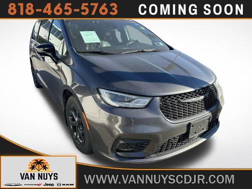 2023 Chrysler Pacifica Hybrid Limited