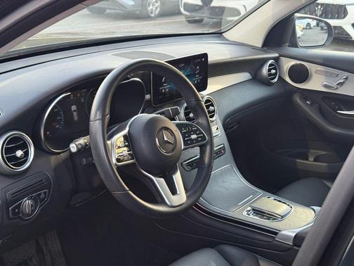 2022 Mercedes-Benz GLC 300 Base