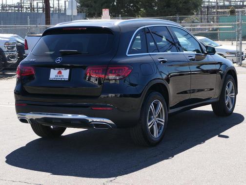 2022 Mercedes-Benz GLC 300 Base