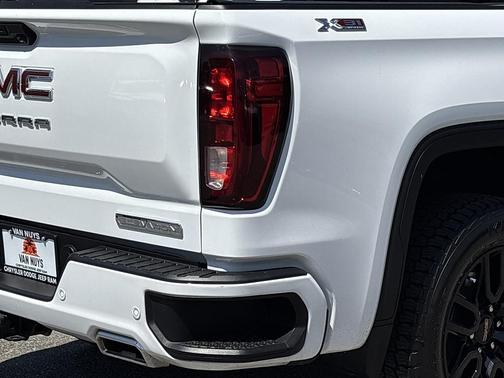 Summit White 2024 GMC Sierra 1500 Elevation