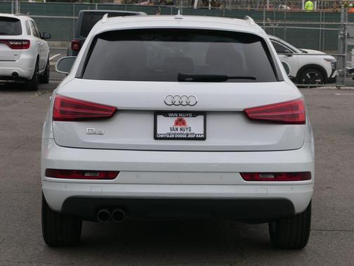 2018 Audi Q3 2.0T Premium