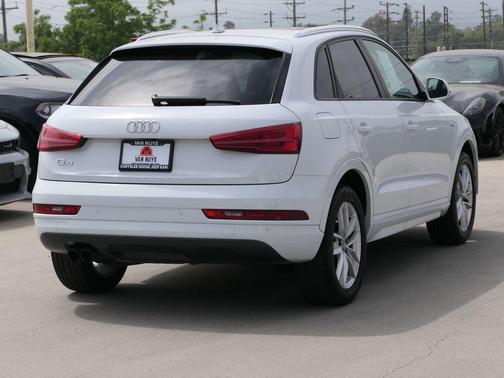 2018 Audi Q3 2.0T Premium