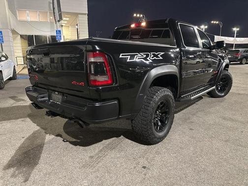 Diamond Black Crystal Pearlcoat 2021 RAM 1500 TRX