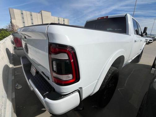 2020 RAM 2500 Laramie Crew Cab 4x4 6'4' Box