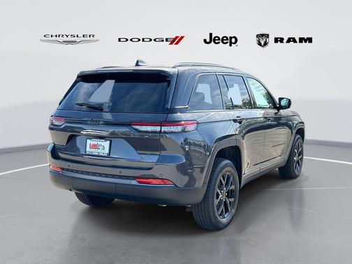 2026 Jeep Grand Cherokee Altitude