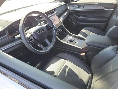 2024 Jeep Grand Cherokee Overland