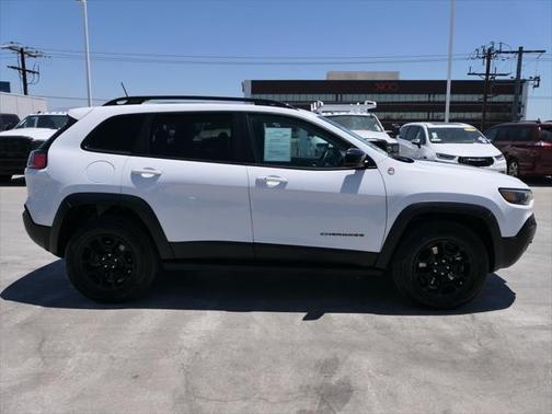 2022 Jeep Cherokee Trailhawk