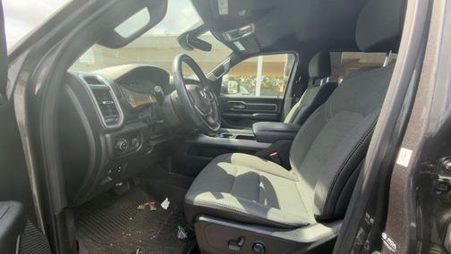 Crystal Metallic 2022 RAM 1500 Big Horn/Lone Star