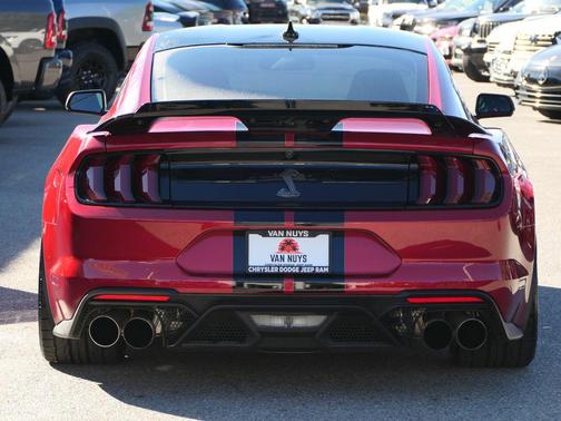 2020 Ford Shelby GT500 Base