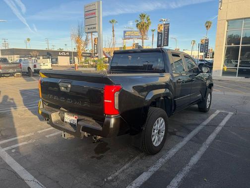 2024 Toyota Tacoma SR5
