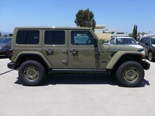 2025 Jeep Wrangler 4xe Willys
