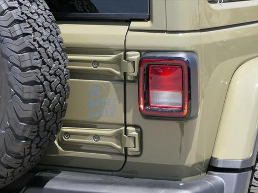 2025 Jeep Wrangler 4xe Willys