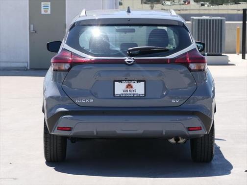 2022 Nissan Kicks SV