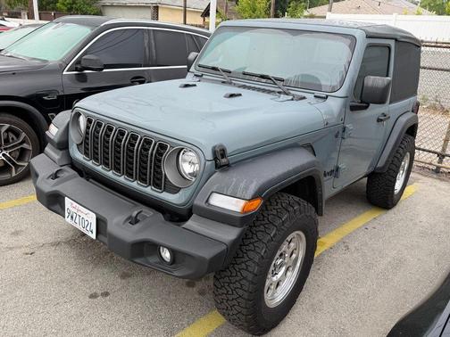 2025 Jeep Wrangler Sport