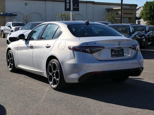 2025 Alfa Romeo Giulia AWD