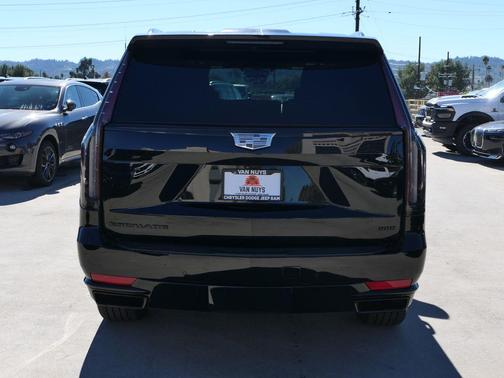 2024 Cadillac Escalade Sport Platinum