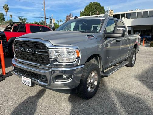 2024 RAM 2500 Big Horn Crew Cab 4x4 6'4' Box
