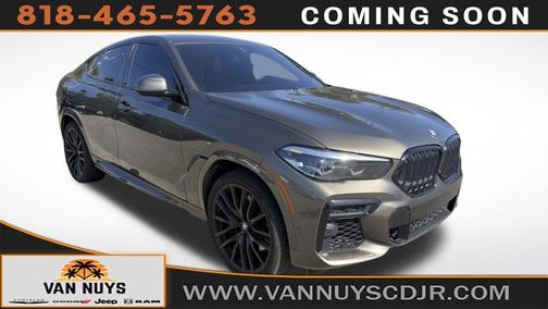 Manhattan Green Metallic 2023 BMW X6 xDrive40i