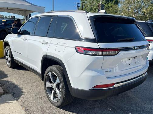 2023 Jeep Grand Cherokee 4xe Base