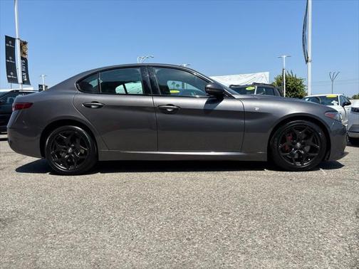 2022 Alfa Romeo Giulia Ti