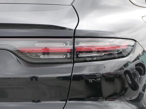 2021 Porsche Cayenne Turbo