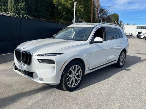 2024 BMW X7 xDrive40i