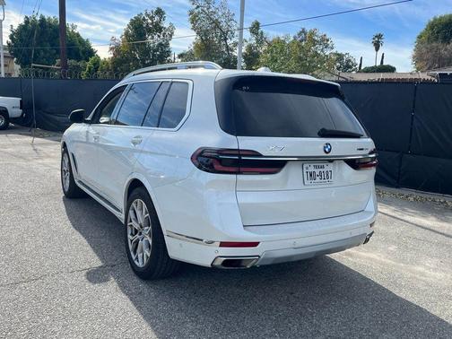 2024 BMW X7 xDrive40i