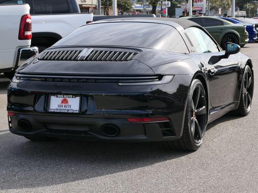 2024 Porsche 911 Targa 4 GTS