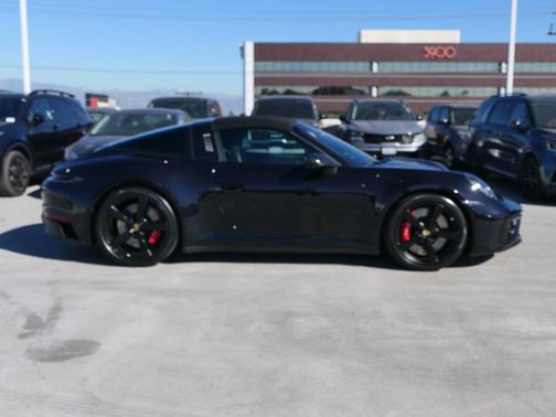 2024 Porsche 911 Targa 4 GTS