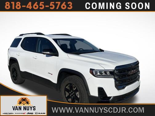 2023 GMC Acadia AWD AT4