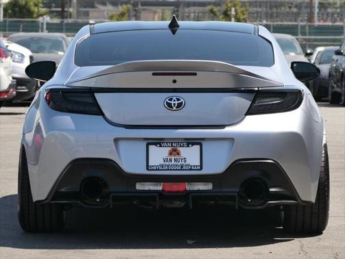2025 Toyota GR86 Premium