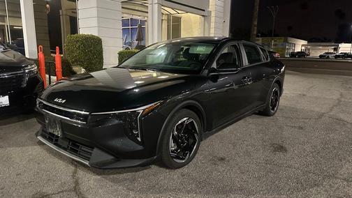 Gray 2025 Kia K4 EX