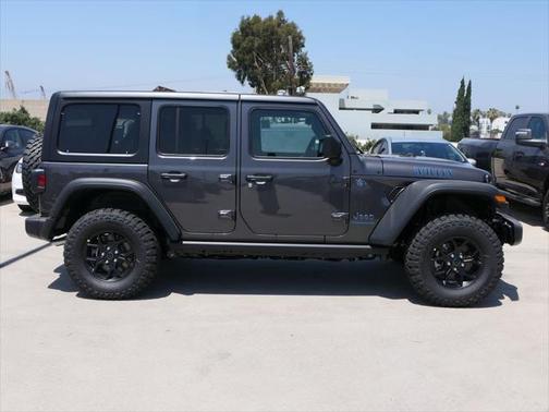 2025 Jeep Wrangler 4xe Willys
