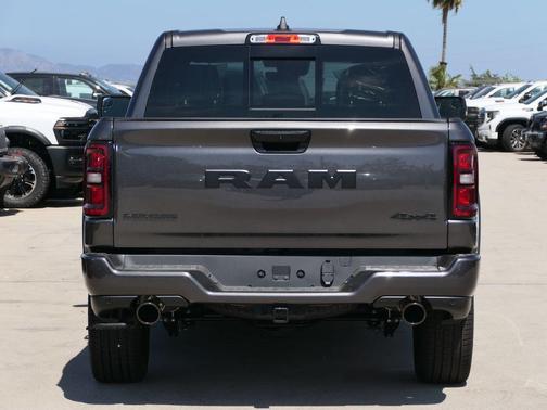 Granite Crystal Metallic Clearcoat 2026 RAM 1500 Laramie