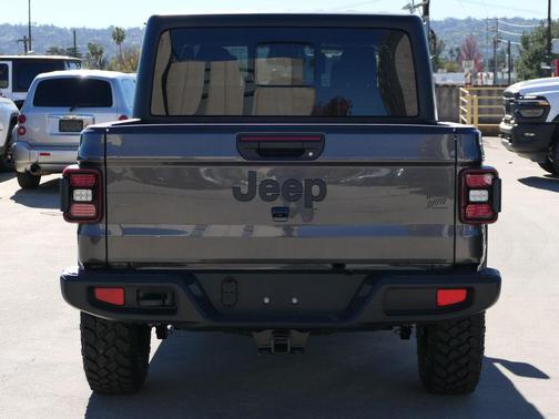 2026 Jeep Gladiator Willys