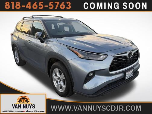2022 Toyota Highlander LE