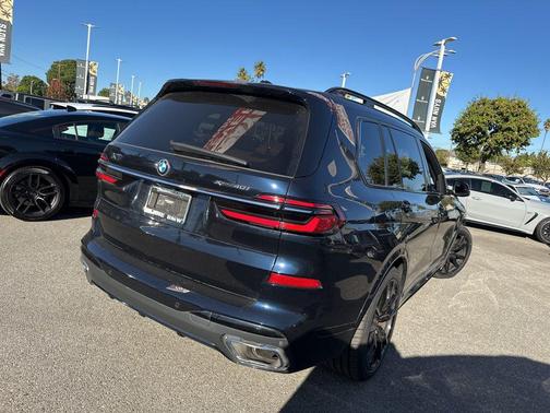 2023 BMW X7 xDrive40i