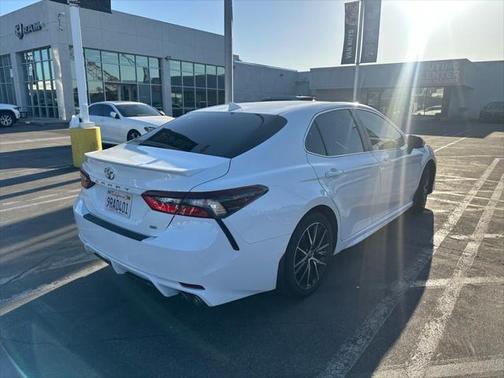 2021 Toyota Camry SE