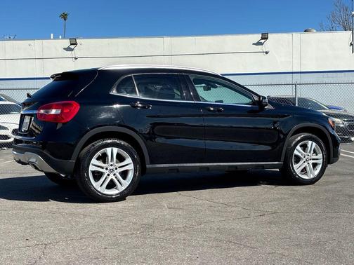 2018 Mercedes-Benz GLA 250 Base