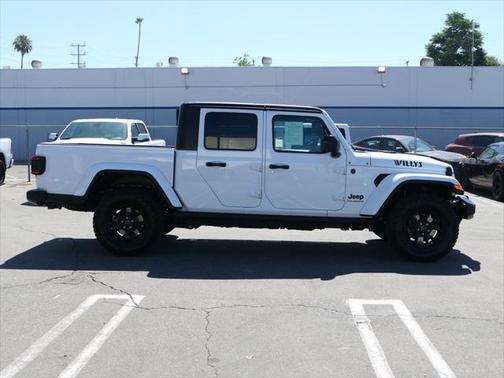 2024 Jeep Gladiator Willys
