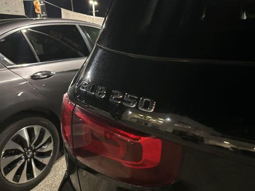 2023 Mercedes-Benz GLB 250 4MATIC