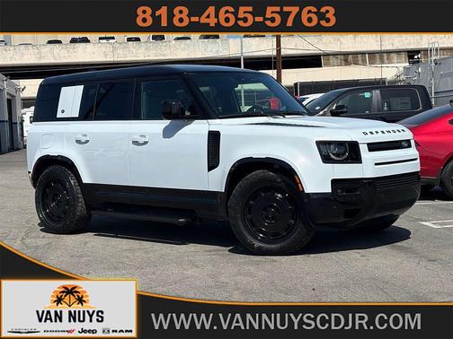 Yulong White Metallic 2023 Land Rover Defender 110 V8